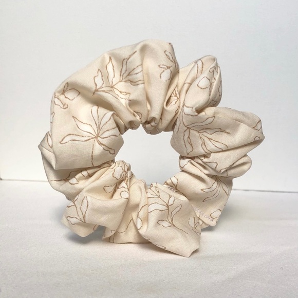 2 Scrunchies, Burgundy & Sunbleached Leaves, Hair Accessories - Picture 2 of 4